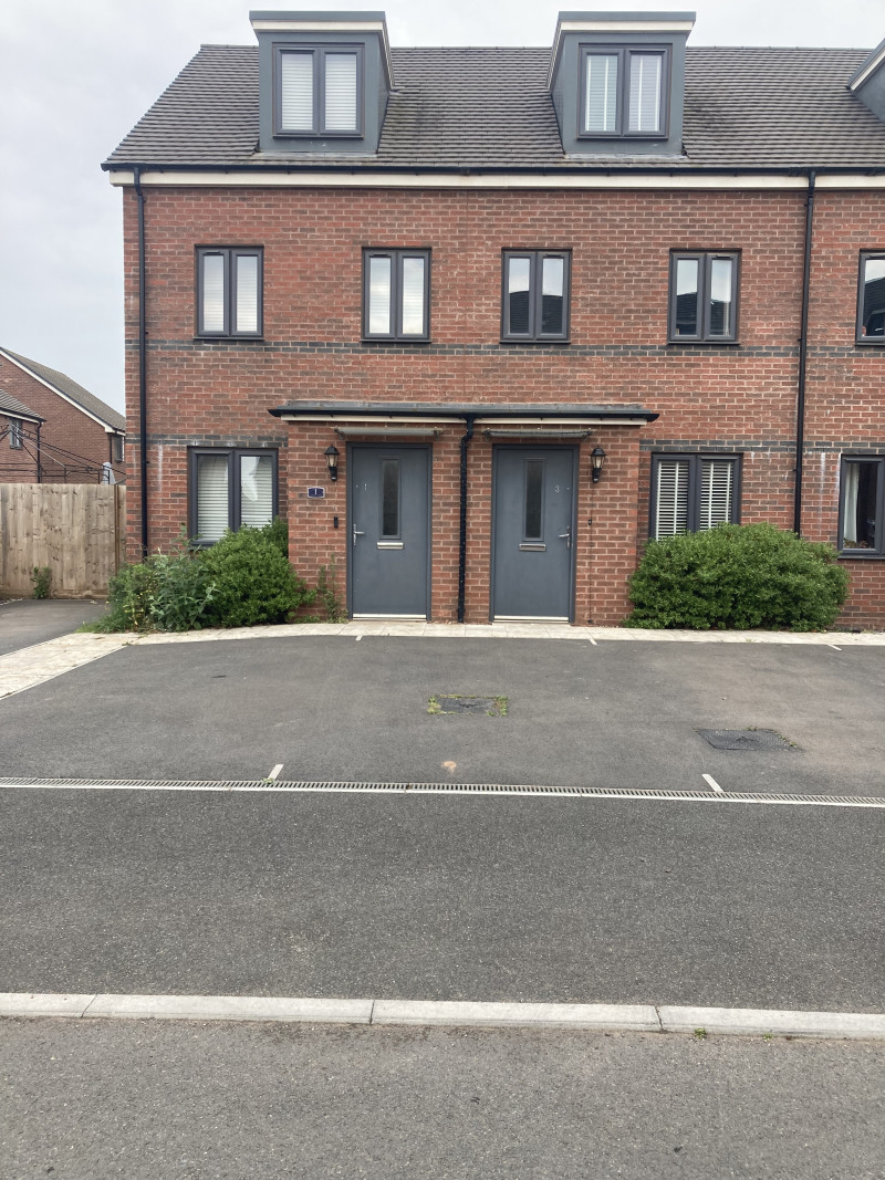 Parking on Channings Drive, EX1