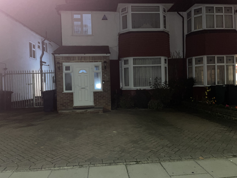 Parking on Burleigh Gardens, N14