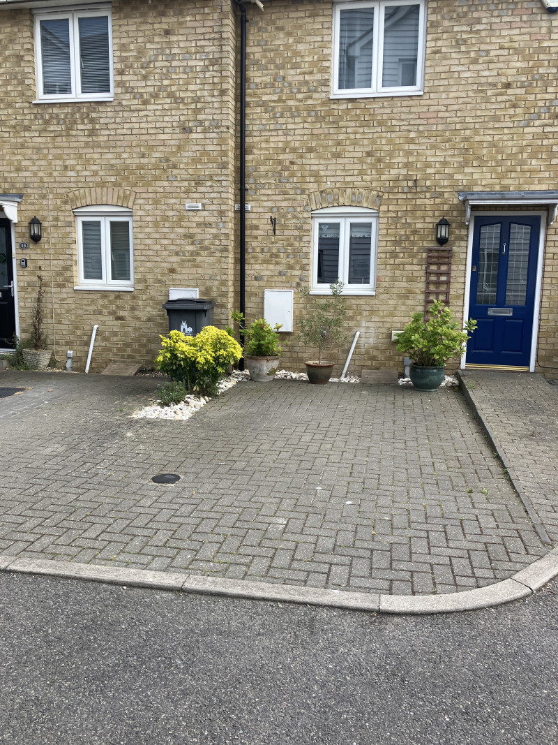 Parking on Old Printworks Close, CT5