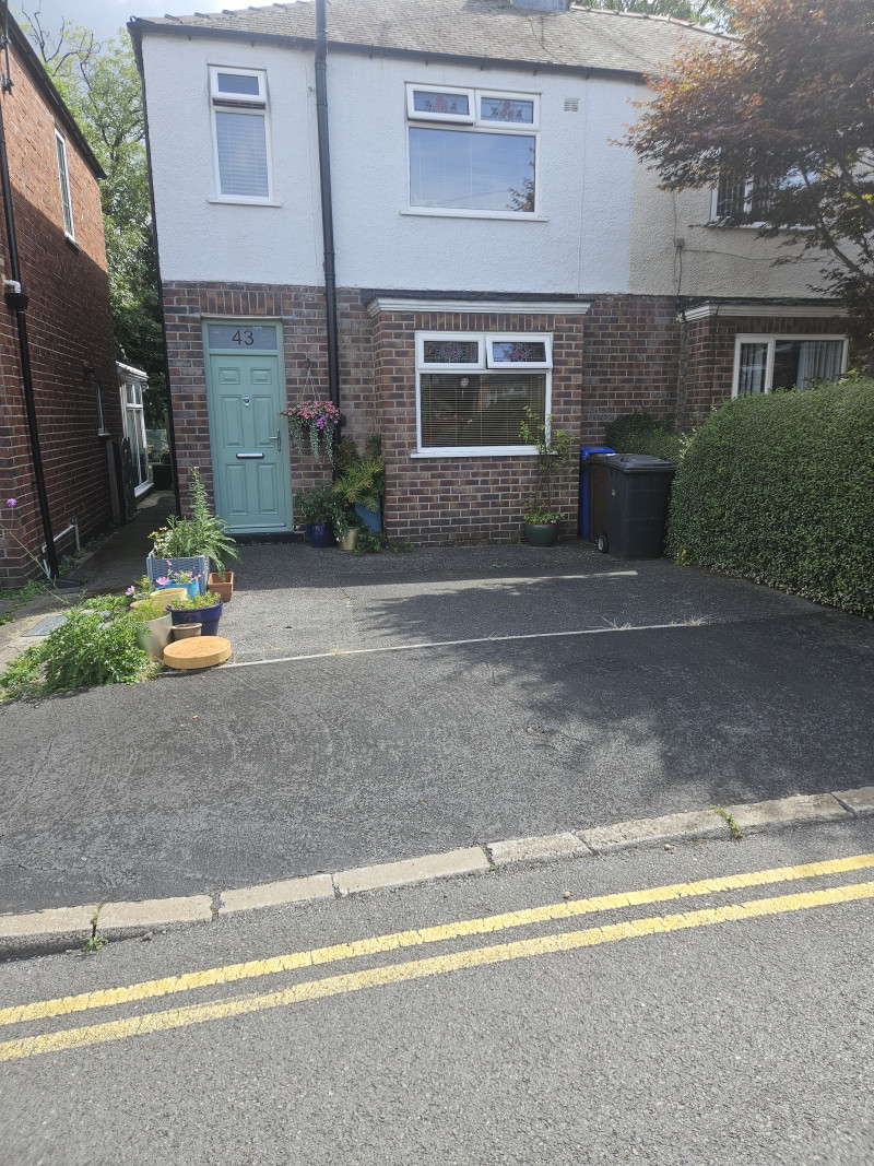 S11 8QB Nr small Tesco, Ecclesall Road