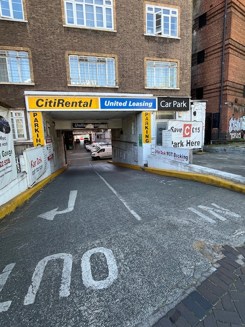 Parking on Avenue Road, NW3