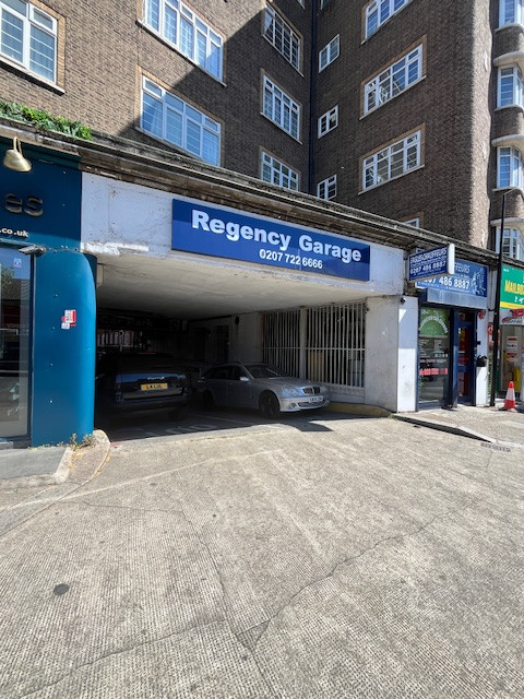 Parking on Finchley Road