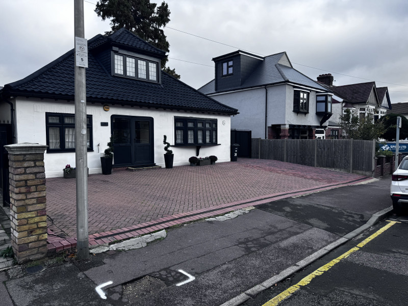 Parking on Bedford Road, E18