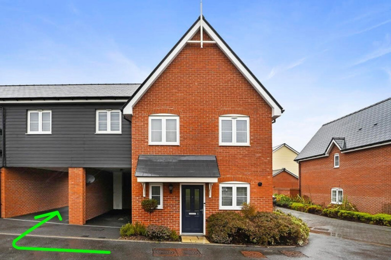 Parking on Hedgecock Link, CM1