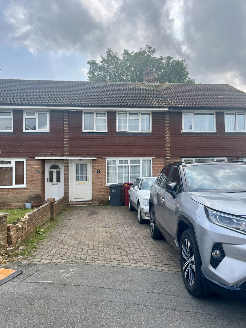 Parking on Laburnum Grove, SL3