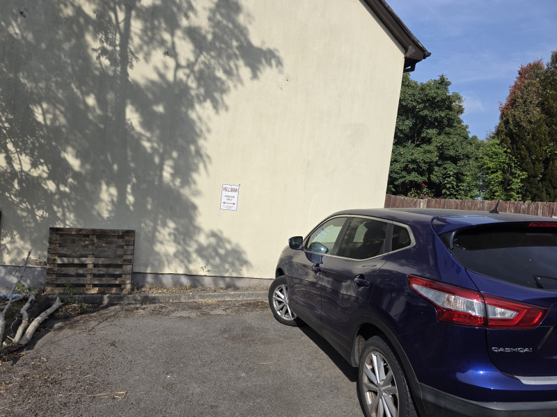 Parking on Beaufort Place, NP16