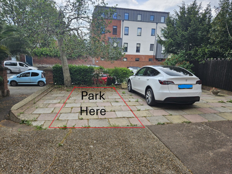 Parking on Heavitree Road, EX1