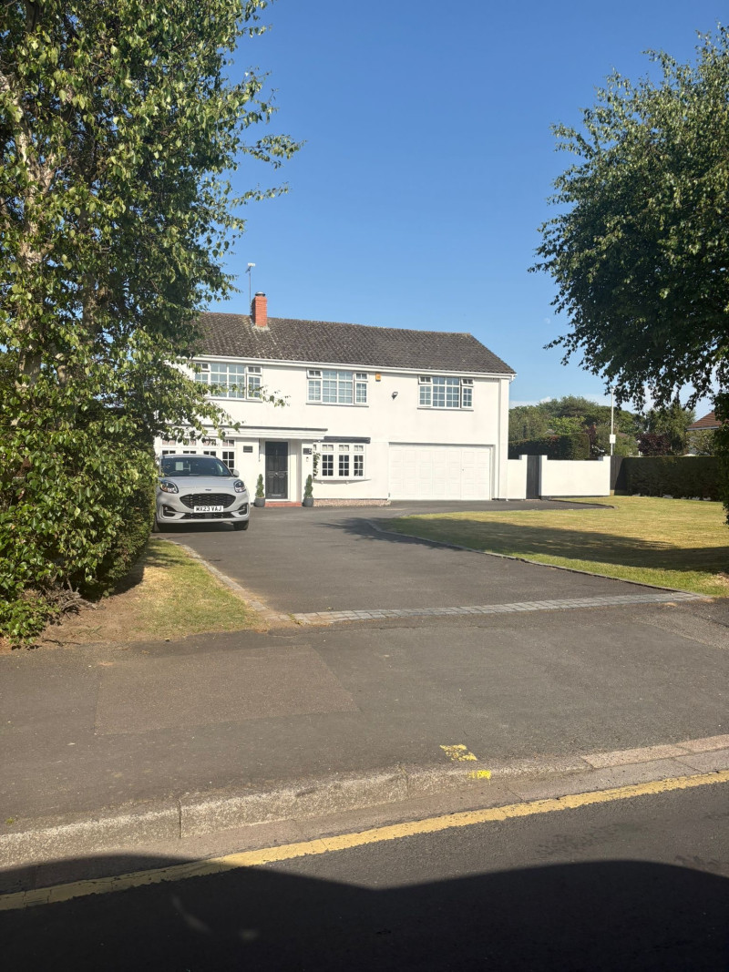 Parking on Harington Road, L37