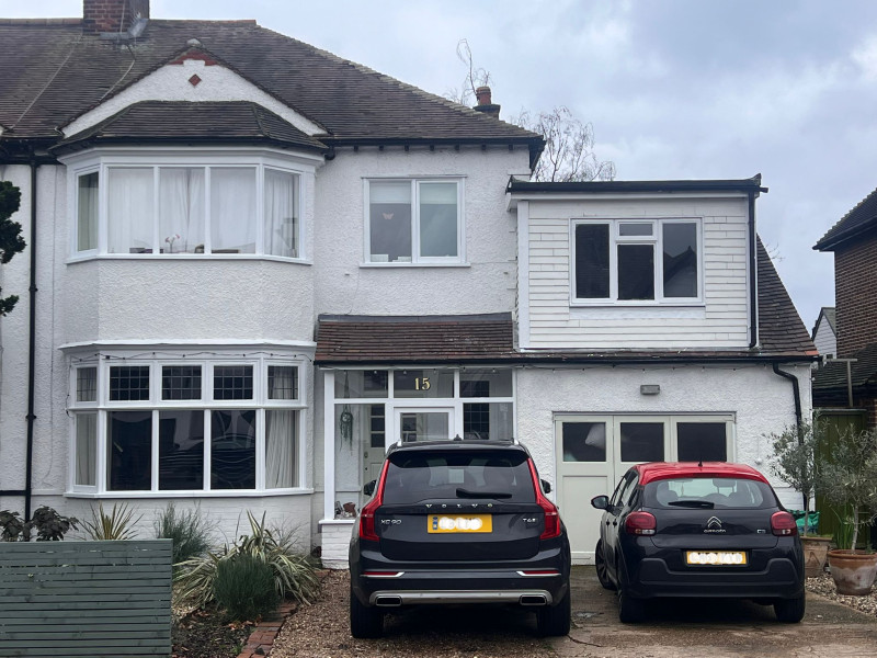 Parking on Draycot Road, E11