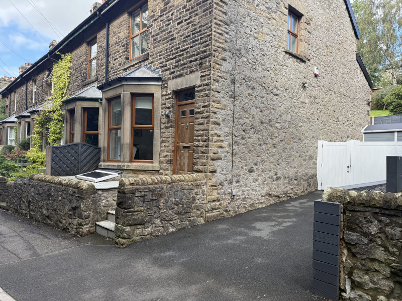 Parking on Victoria Park Road, SK17