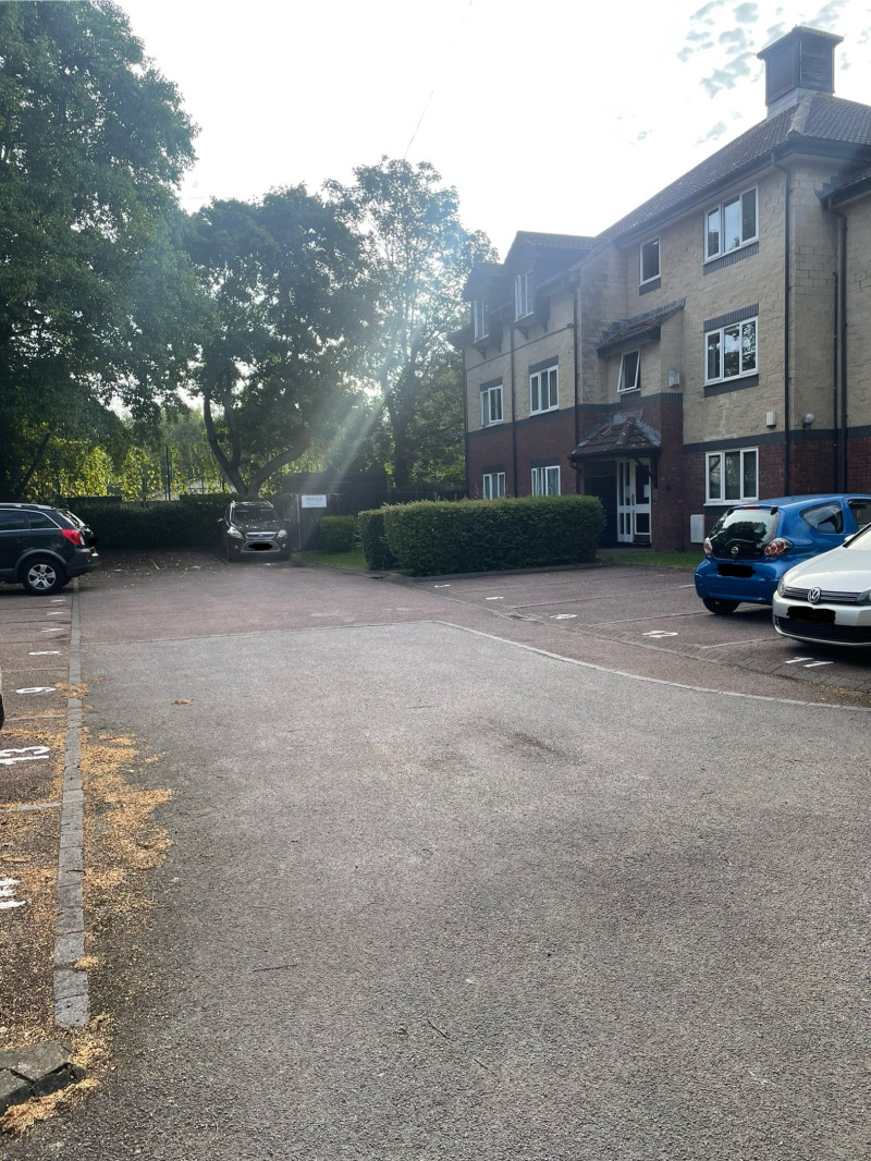 Parking on Weymouth Street, BA1