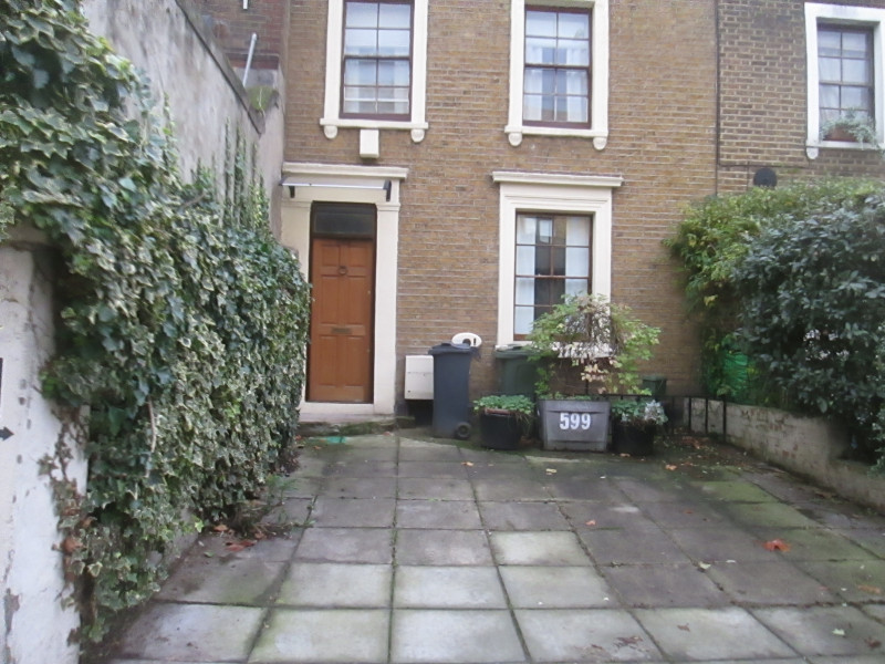 Parking on Wandsworth Road, SW8