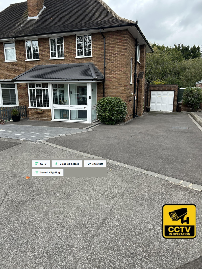 Parking on Tanhouse Farm Road, B92