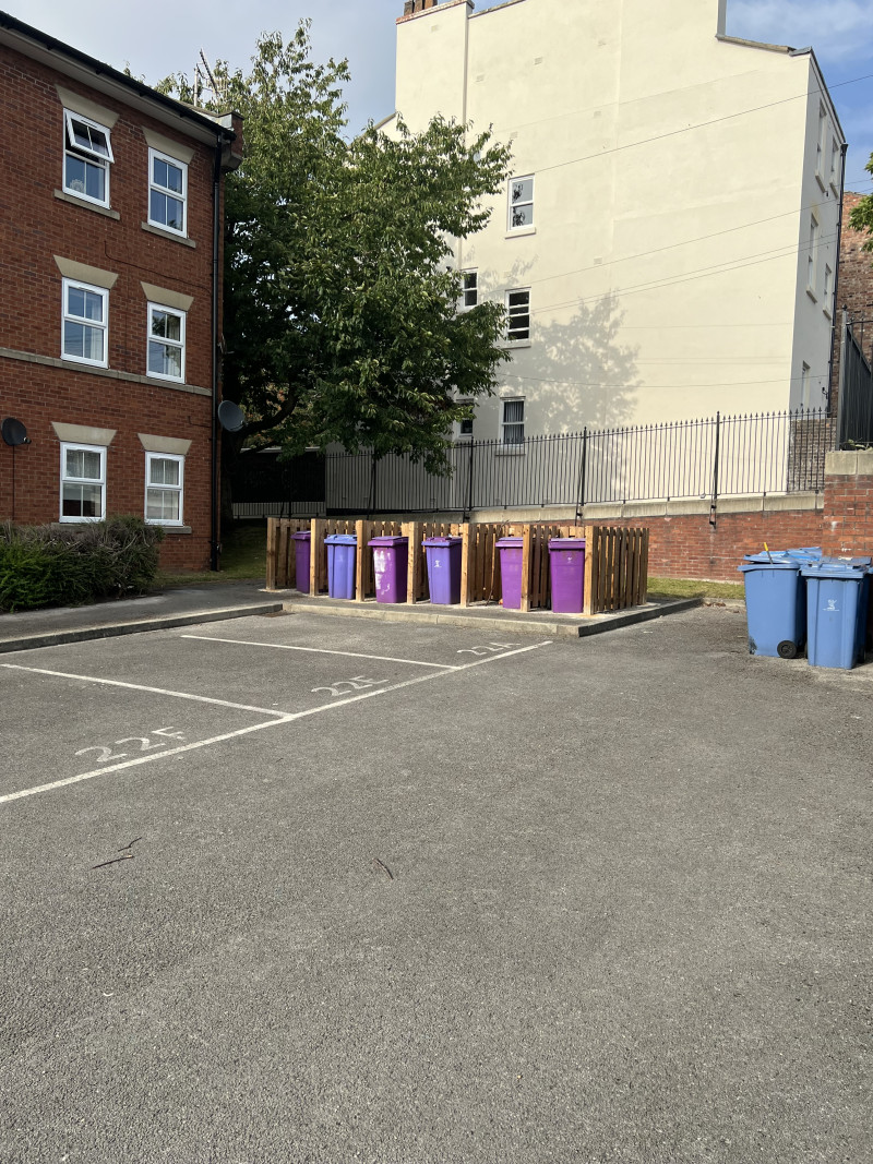 Parking on Upper Parliament Street, L8