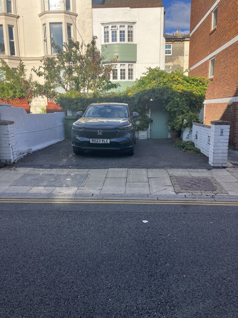Parking on Auckland Road East, PO5