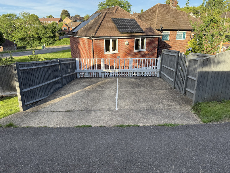 Parking on Youens Road, HP12