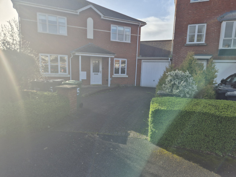 Parking on Horseguards, EX4