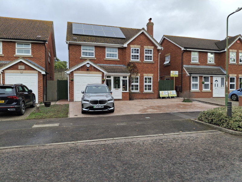 Parking on Darenth Park Avenue, DA2