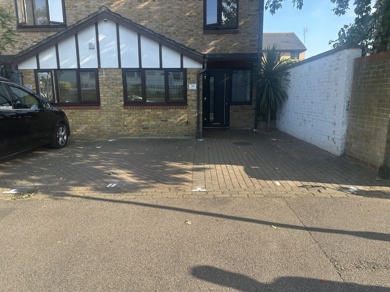 Parking on Maryland Road, E15