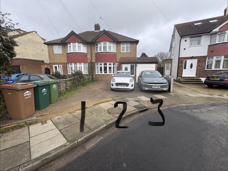 Parking on Stanwell Gardens, TW19