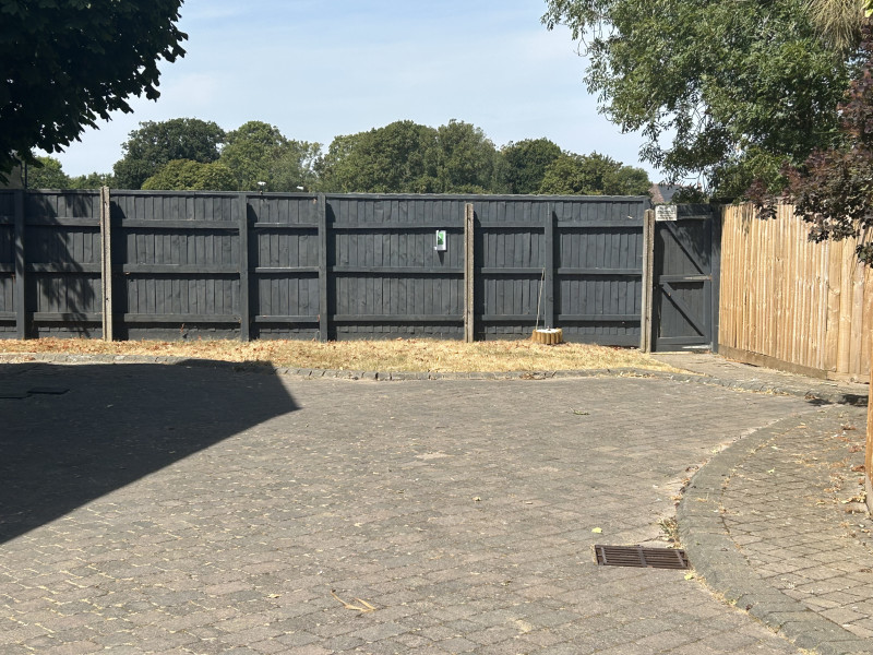 Parking on Admiral Way, PO31
