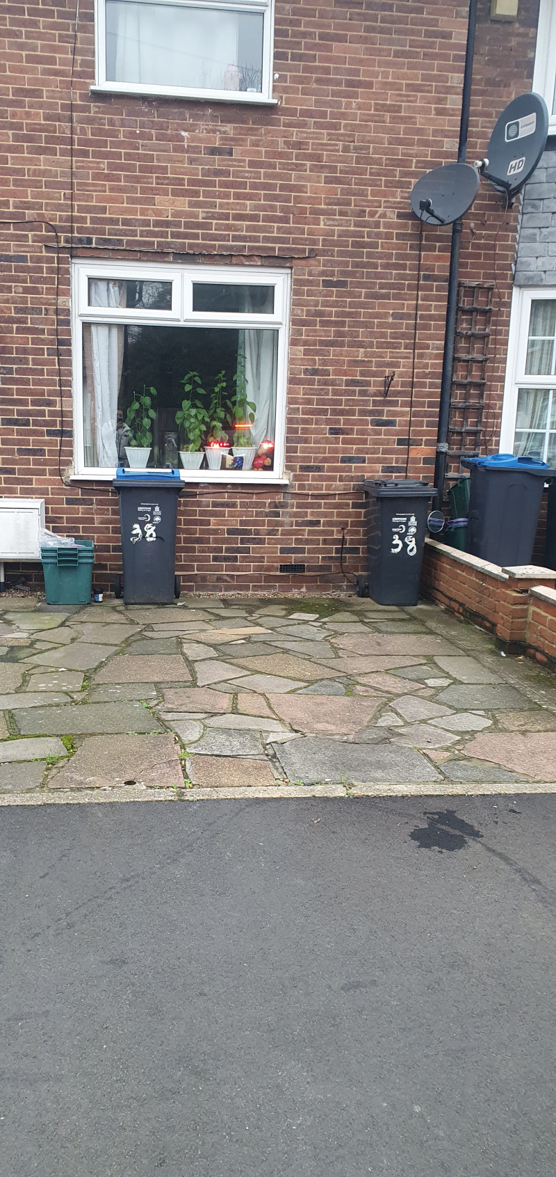 Parking on Bordesley Road, SM4