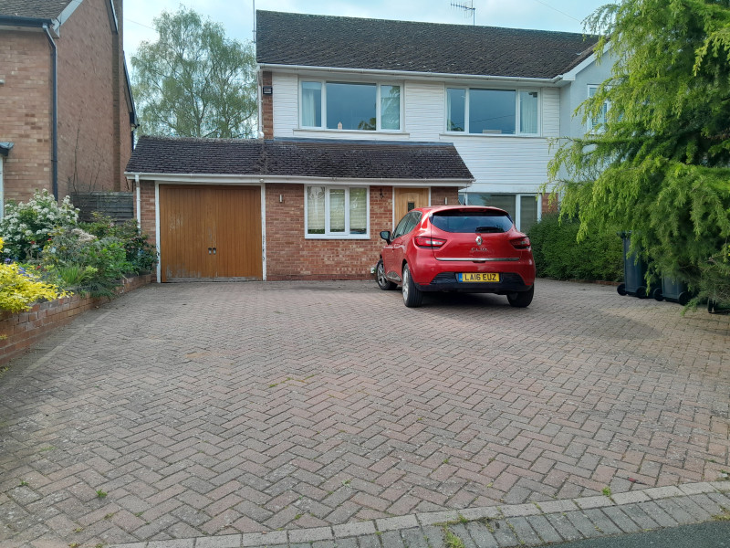Parking on Shelley Road, CV37
