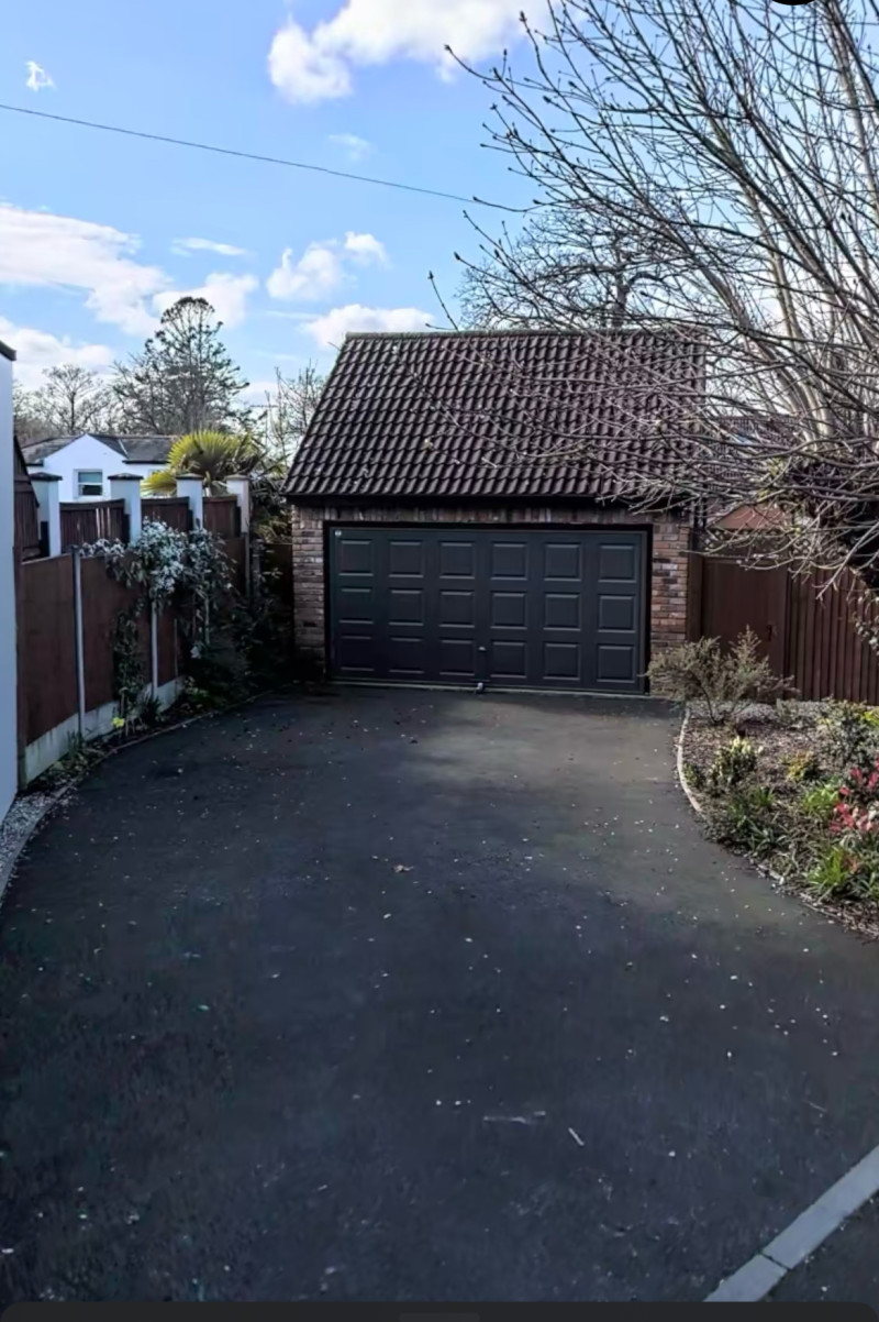 Parking on Beech Lane, IG9