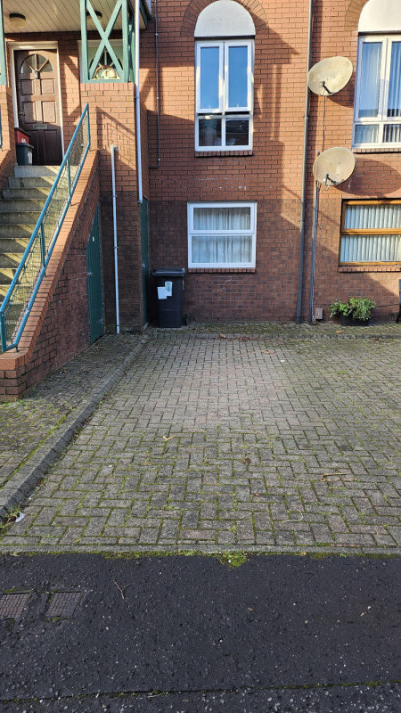 Parking on Ashburne Mews, BT7