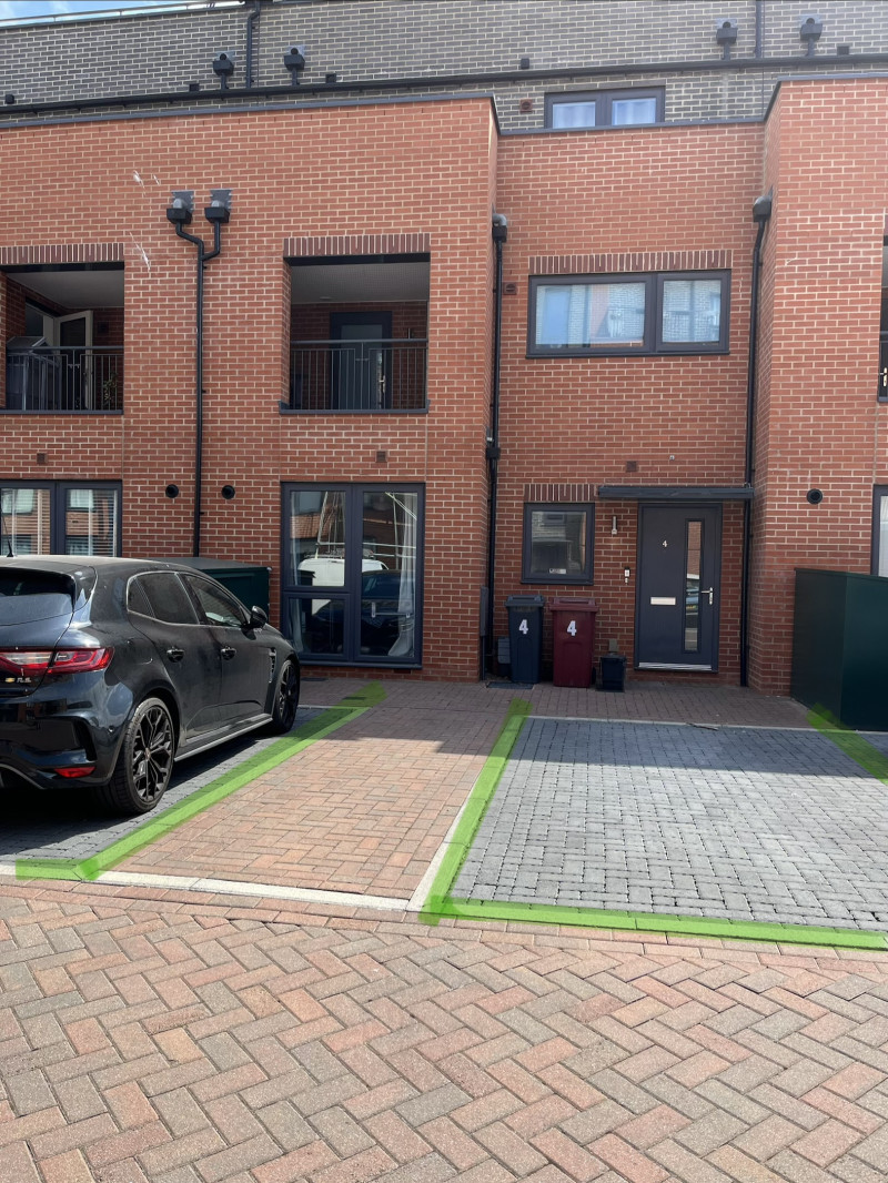 Parking on Cox Terrace, RG1