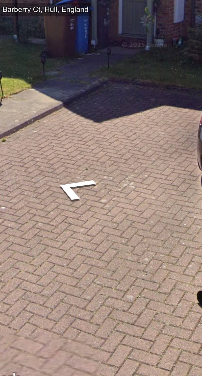 Parking on Barberry Court, HU3
