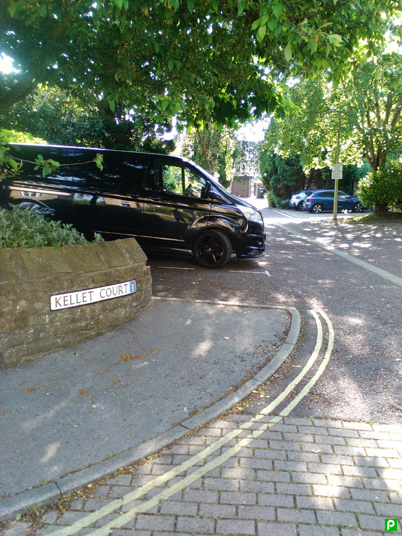 Parking on Kellet Court, LA1