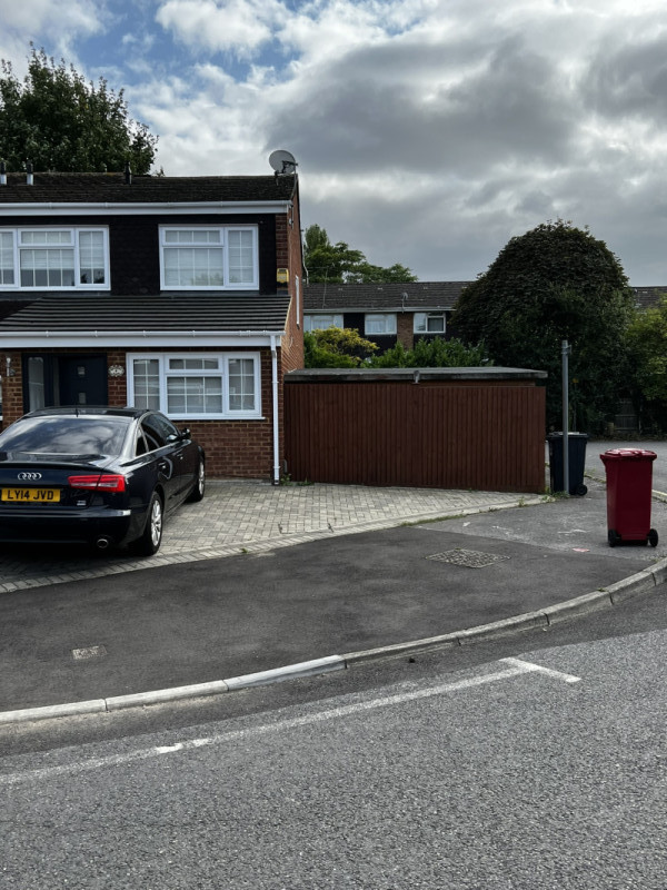 Parking on Balmoral Close, SL1