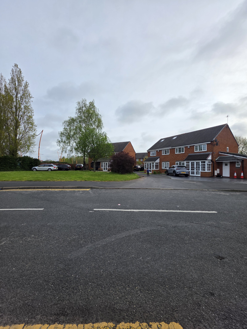 Parking on Oxford Road, B66