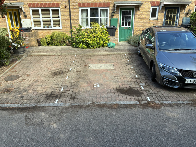 Parking on Clarendon Close, E9