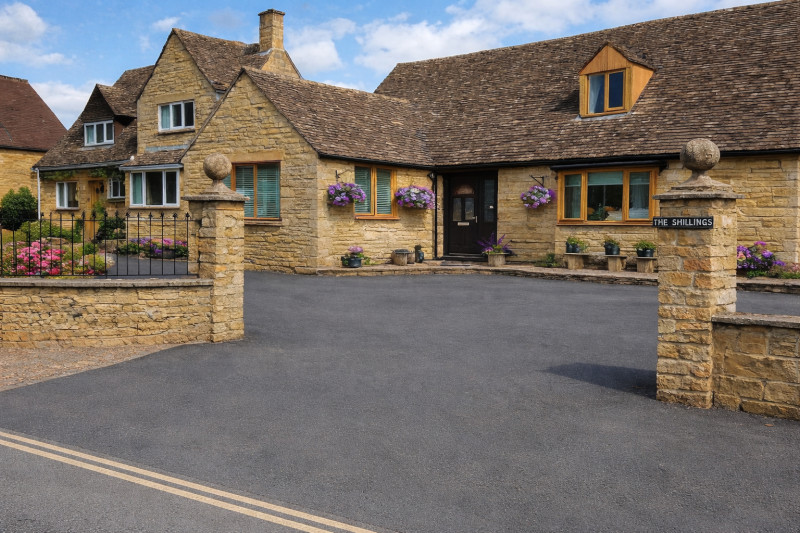 Parking on Moore Road, GL54