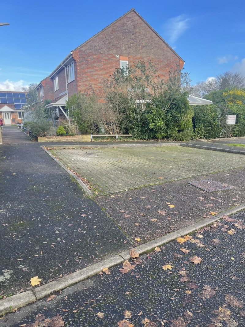 Parking on Pavilion Way, HP6