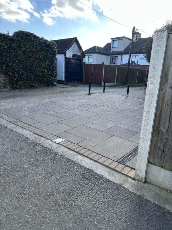 Parking on Rectory Grove, SS9
