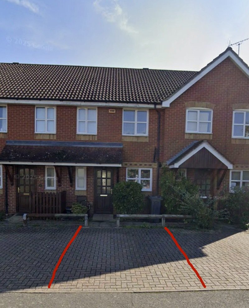 Parking on Elliots Way, RG4