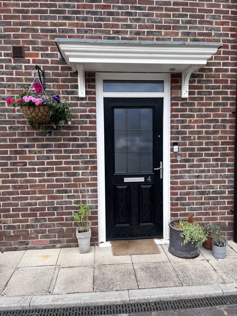 Parking on Oakford Court, RG9