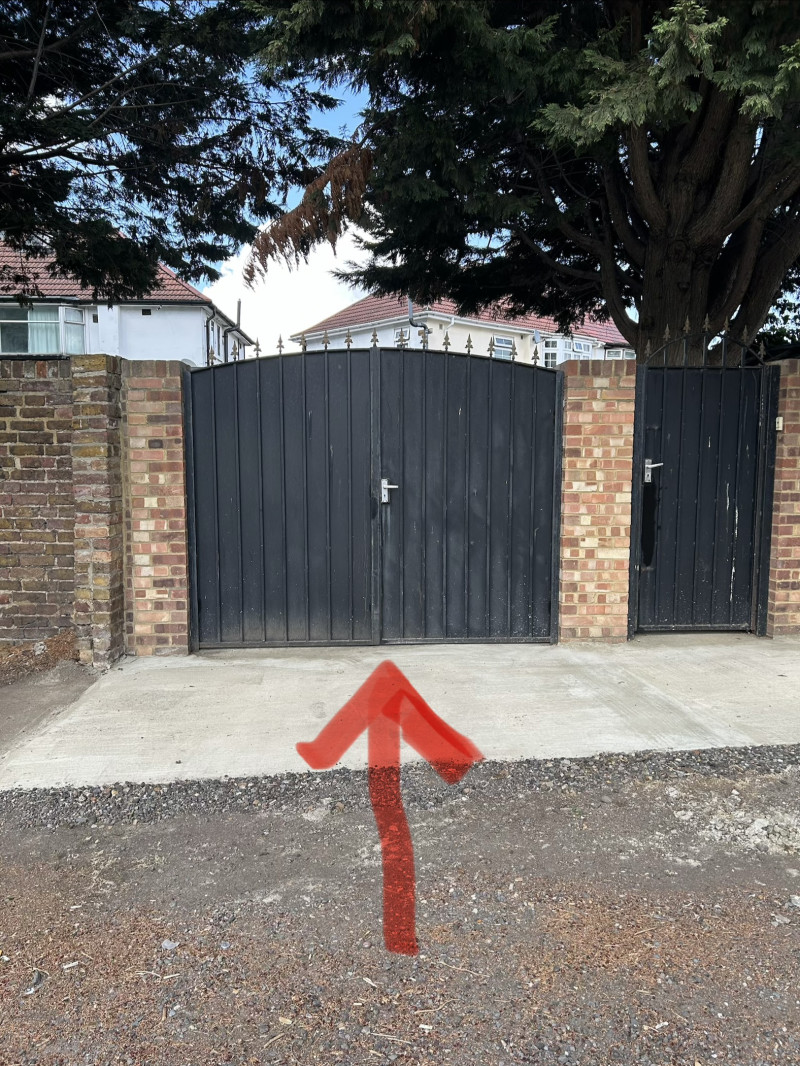 Parking on Cranston Close, TW3