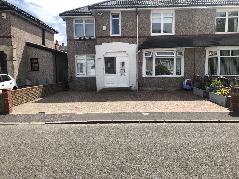Parking on Kingsbarns Drive, G44