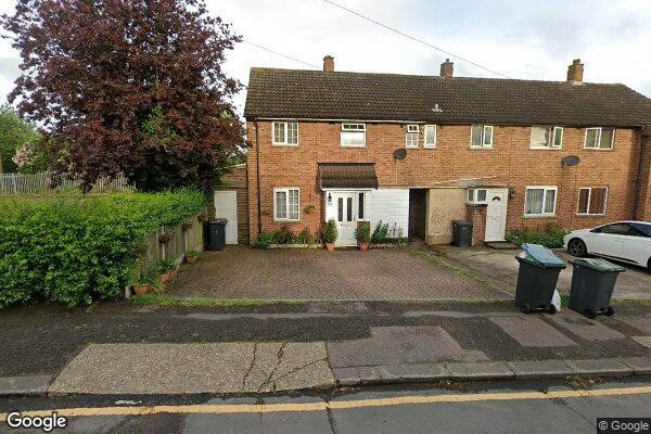 Parking on Carteret Road, LU2