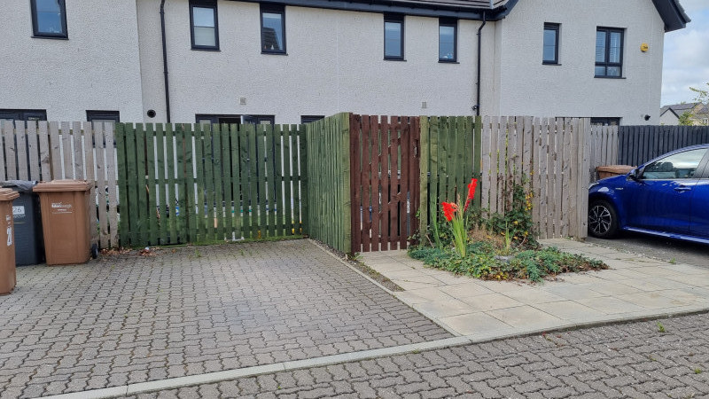 Parking on Craw Yard Drive, EH12
