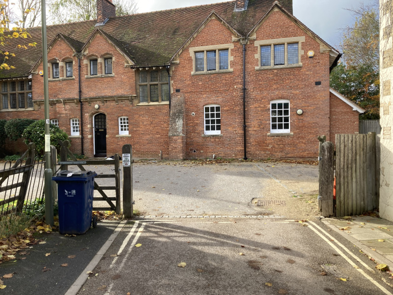 Parking on Vicarage Road, OX1