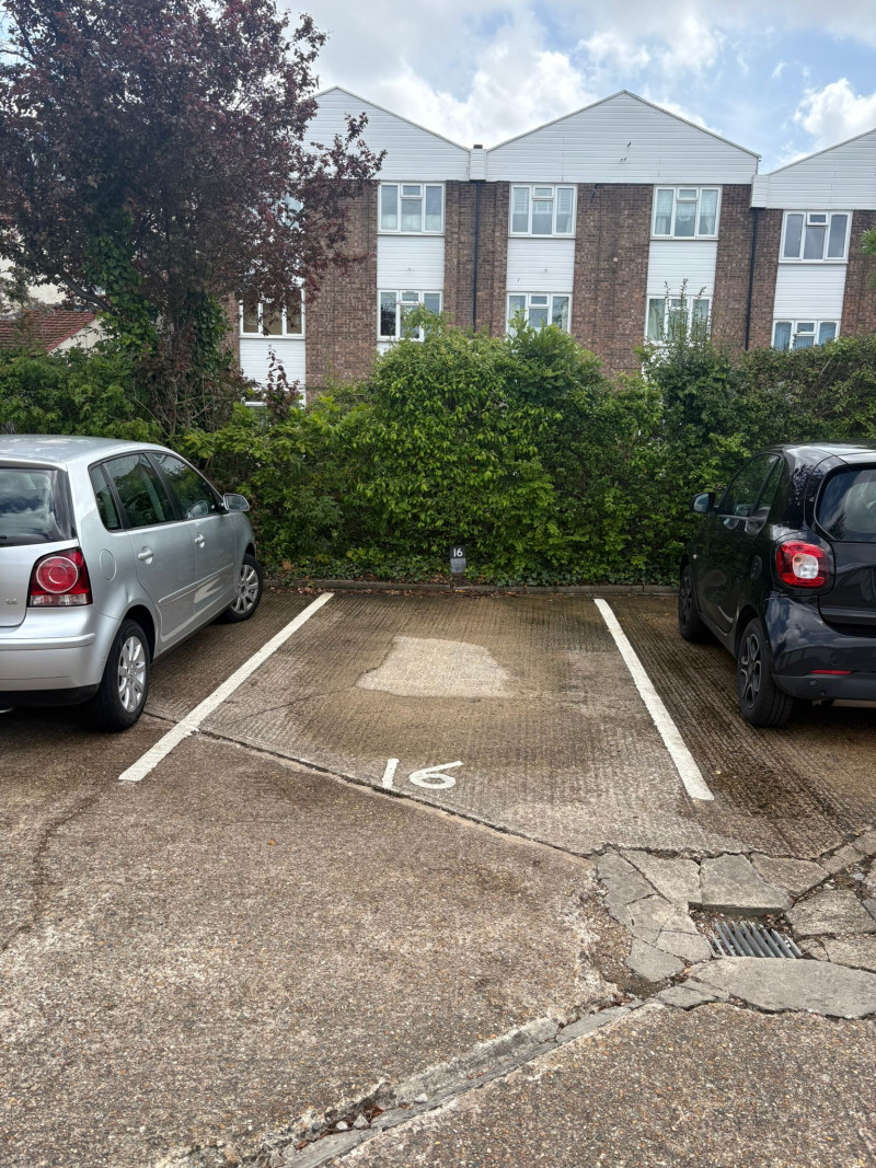 Parking on First Avenue, SS0