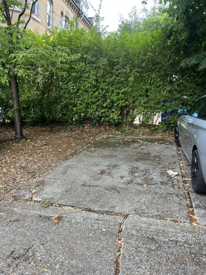 Parking on Grove Park, SE5
