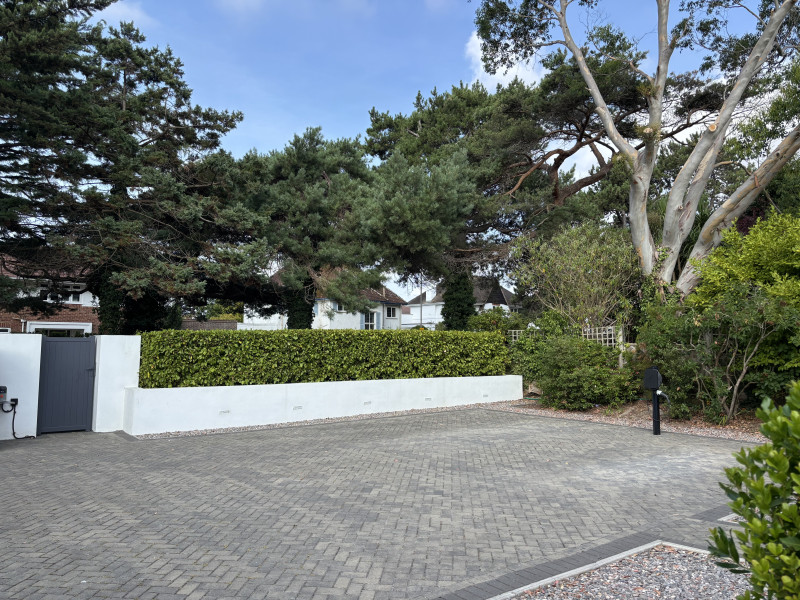 Parking on Seaway Avenue, BH23