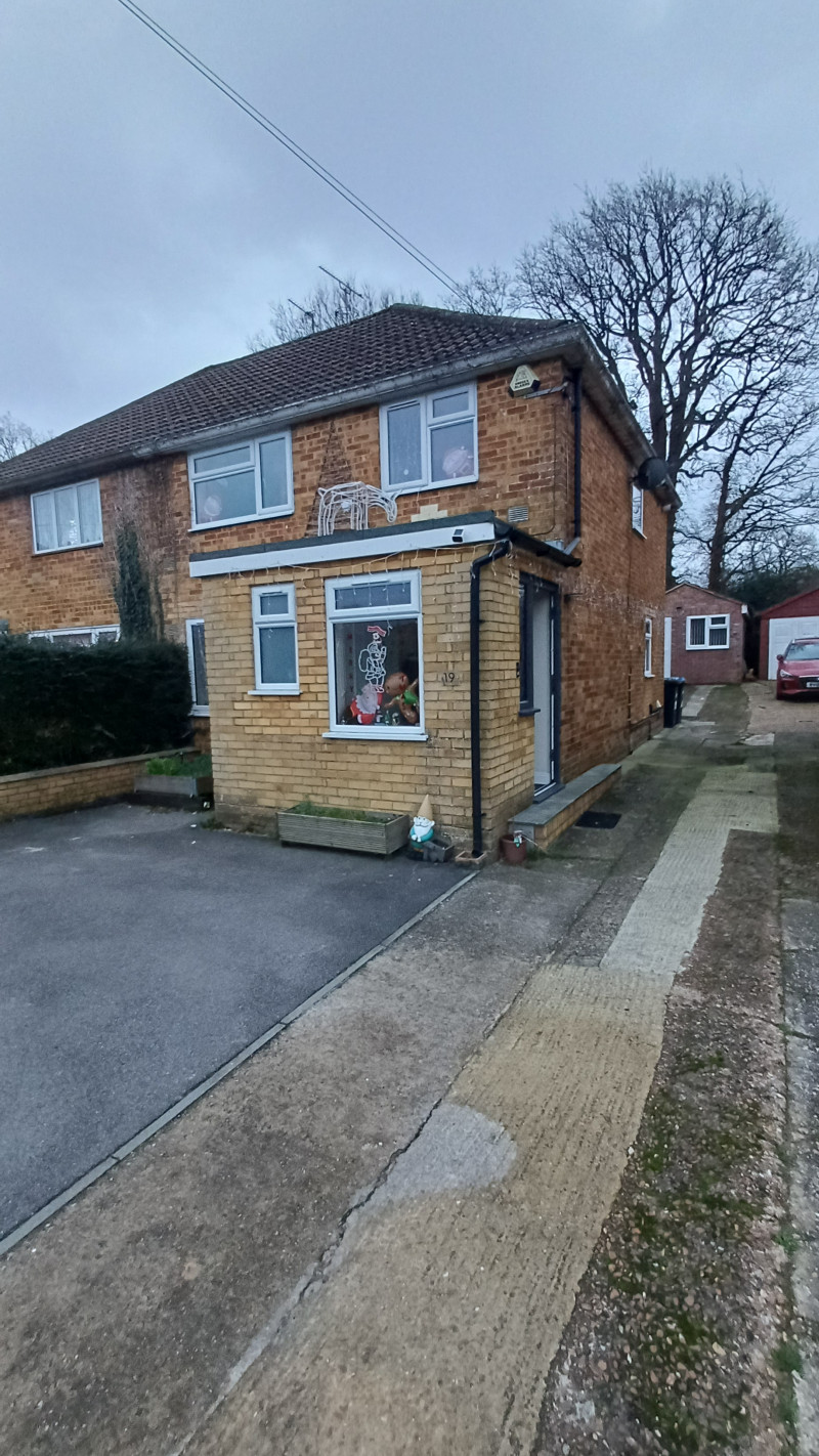 Parking on Chanctonbury Road, RH15