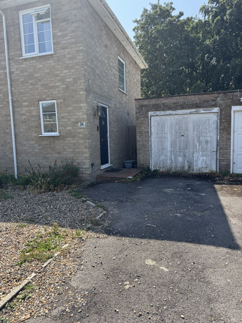 Parking on Bramdean Road, SO18